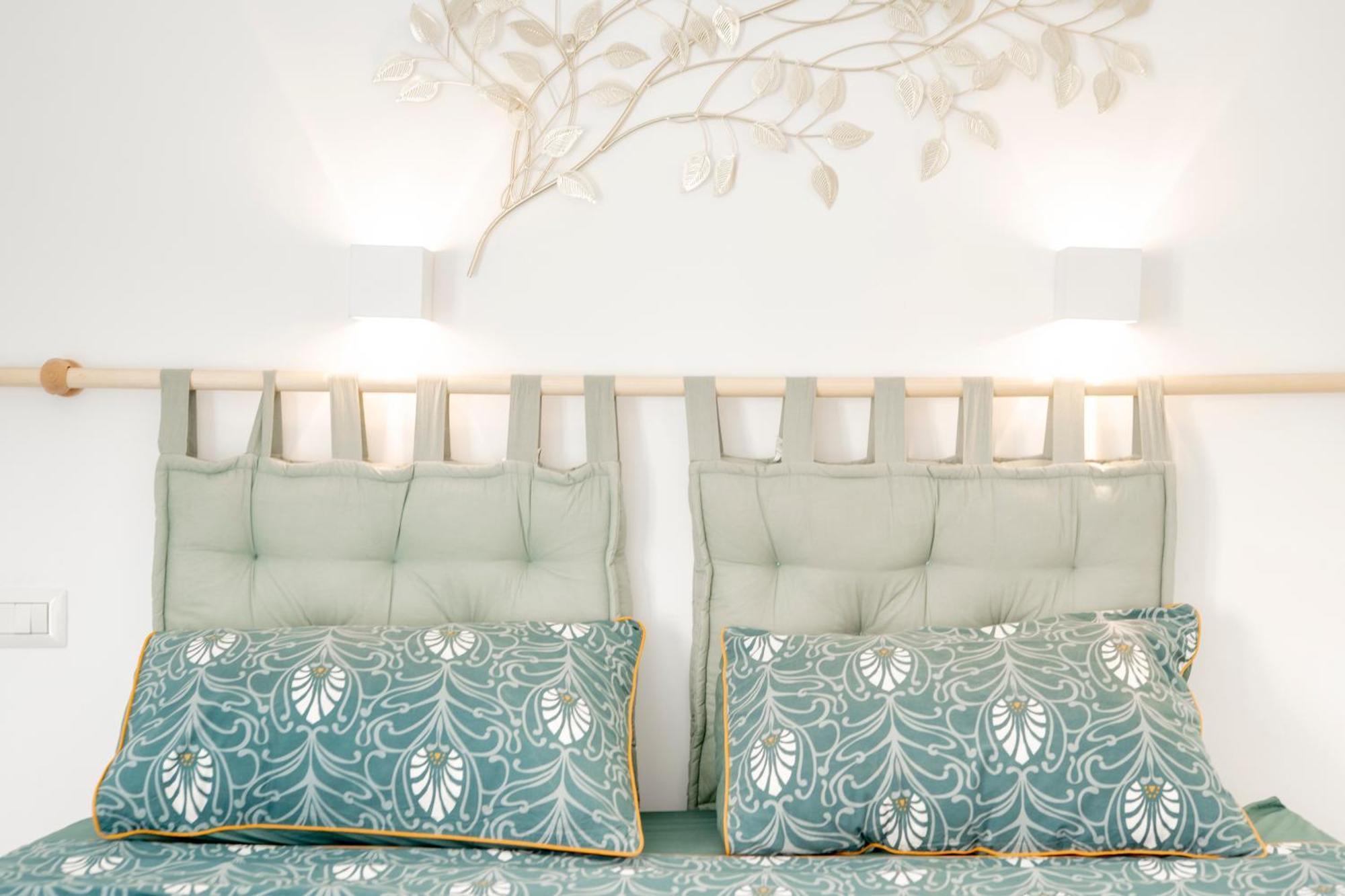 Eos Sea View Apartments 시라쿠사 외부 사진