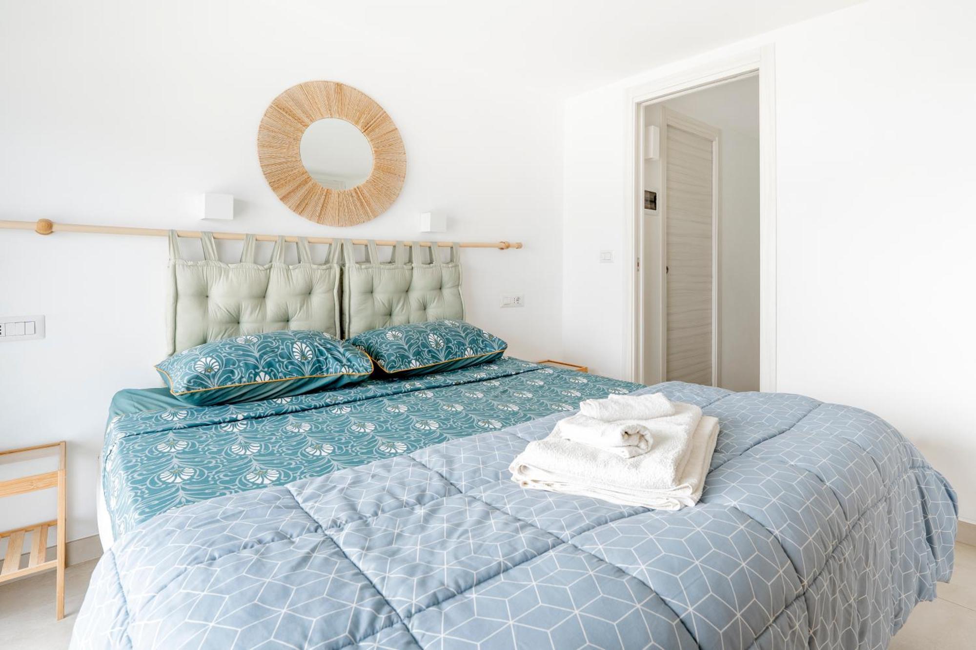Eos Sea View Apartments 시라쿠사 외부 사진
